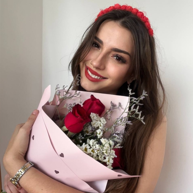 Lola La Fleur OnlyFans profil